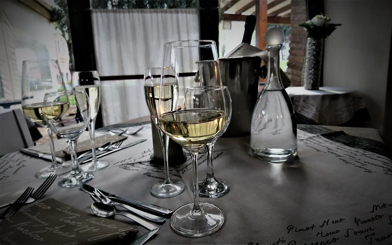 Vecchia Fornace Hotel Santa Croce sullʼ Arno 2*,